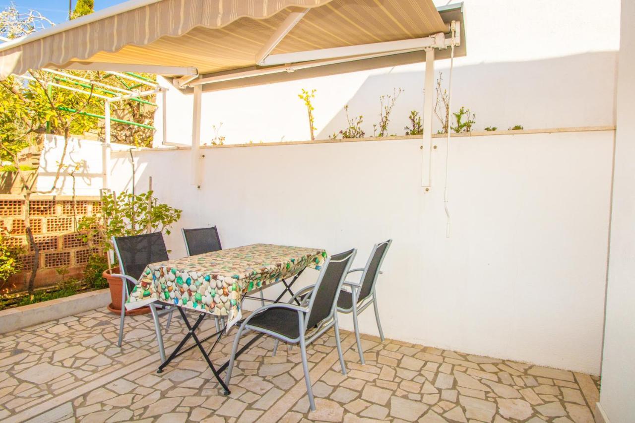 Apartment Mario With Terrace And Sea View Baška Exteriér fotografie