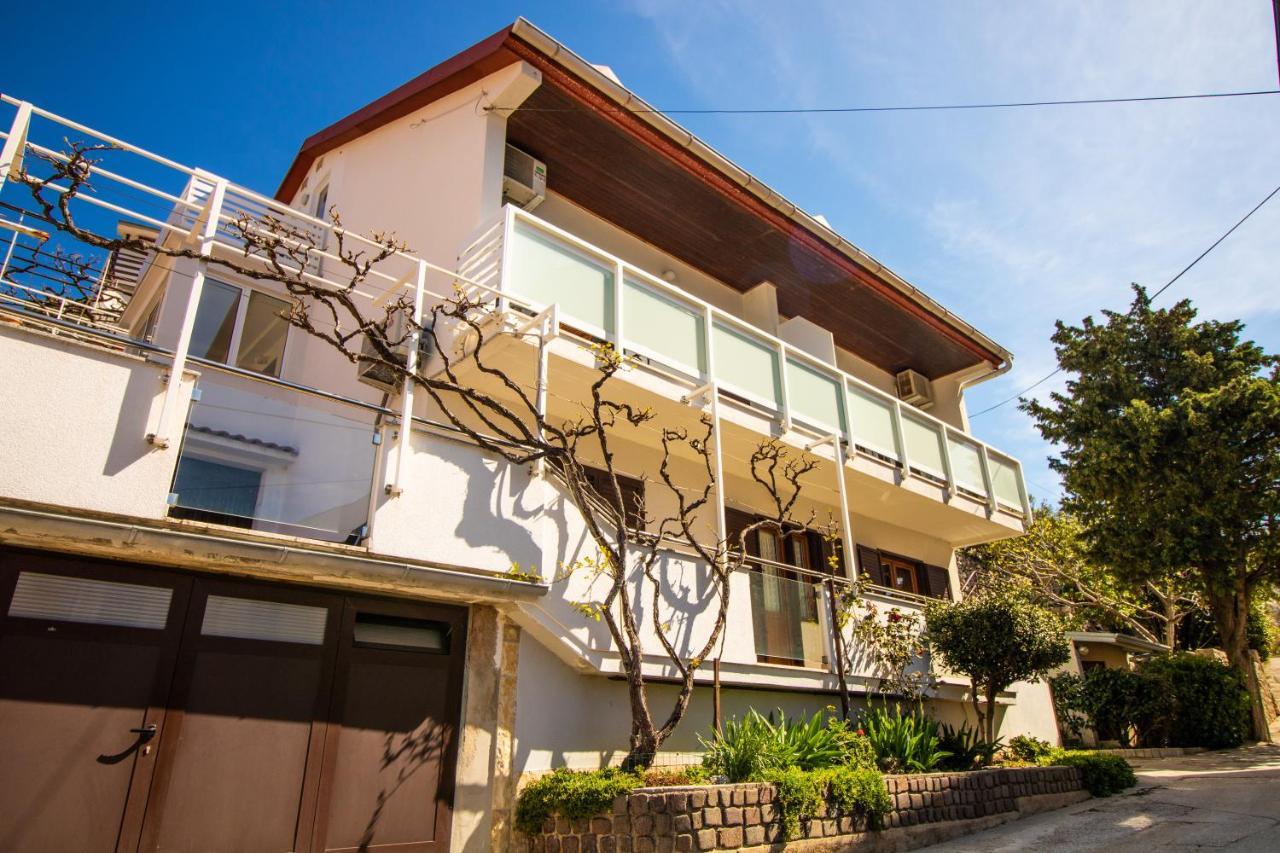 Apartment Mario With Terrace And Sea View Baška Exteriér fotografie
