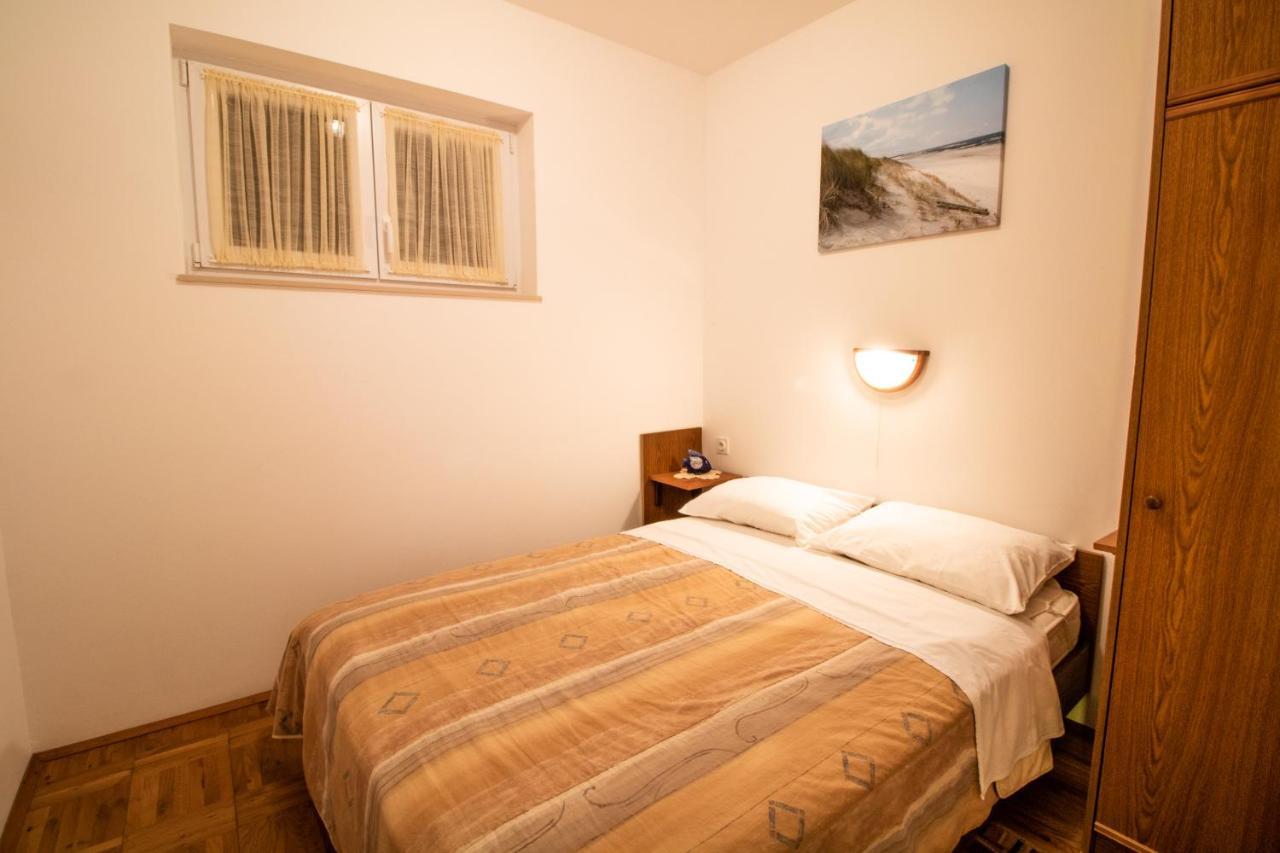 Apartment Mario With Terrace And Sea View Baška Exteriér fotografie