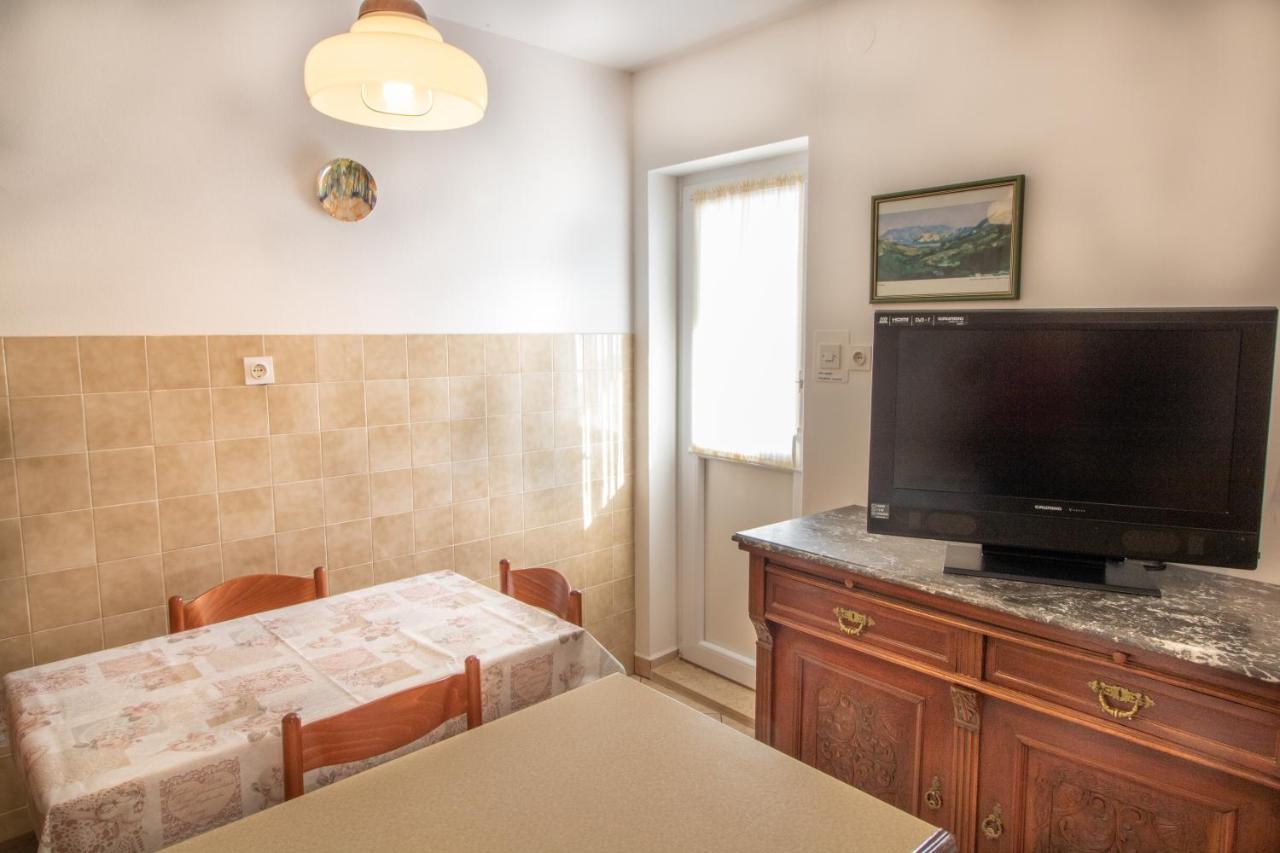 Apartment Mario With Terrace And Sea View Baška Exteriér fotografie